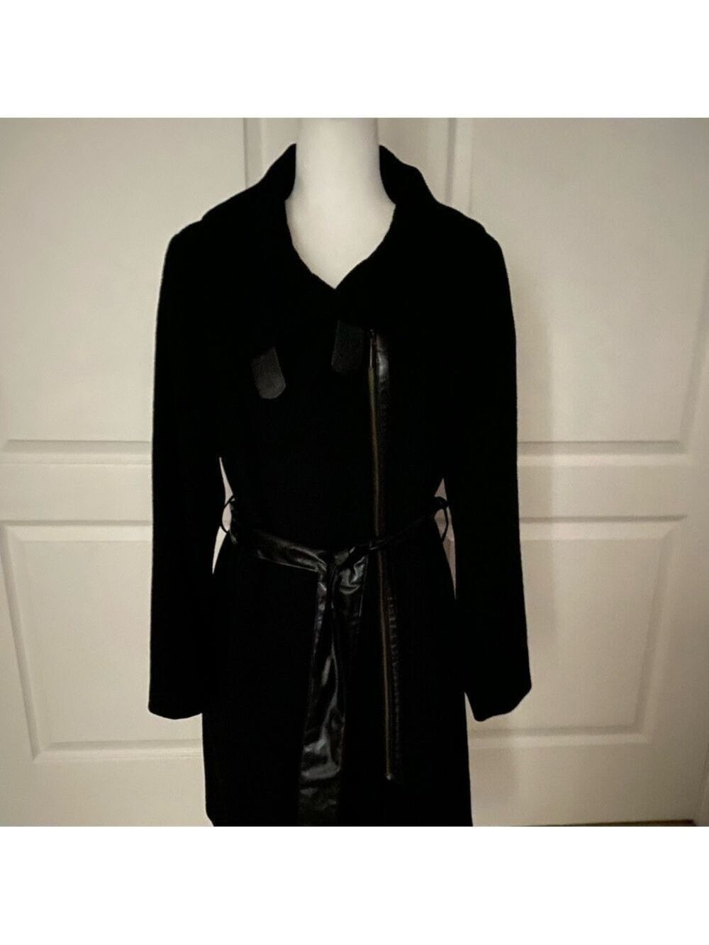 Jessie G Black Wool Coat with Faux Leather Belt & Trim/Women’s Size L - Picture 2 of 13